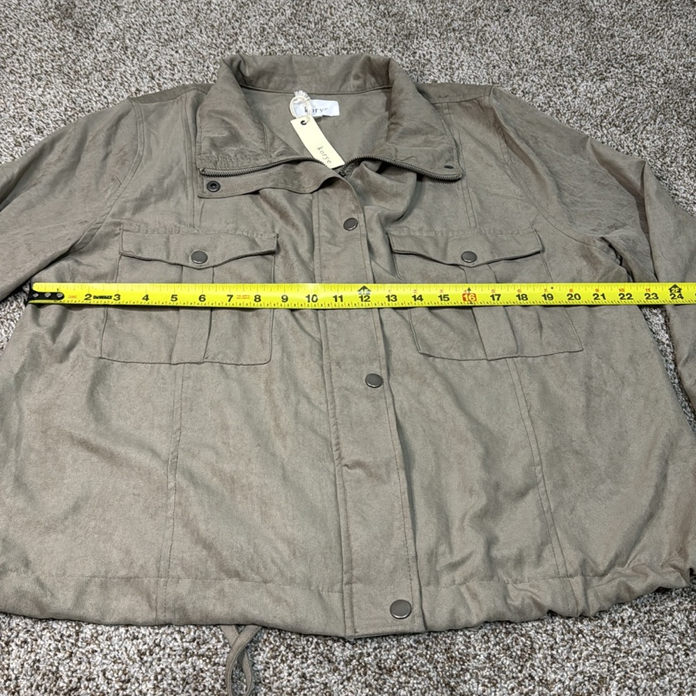 KORYE Women's Peach Skin Crop Utility Jacket Size 2X In Sage - Picture 5 of 7